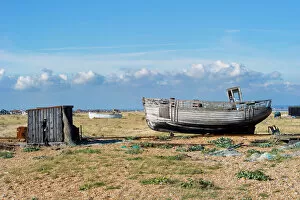Fishing industry Collection: Fishing boat, Dungeness Beach N100297