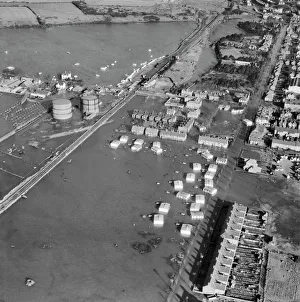 Town Gallery: Flooding in Felixstowe EAW048298