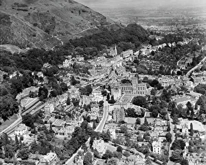 <b class=qtipBold><figcaption>Great Malvern EPW041840</figcaption></b><br>The Priory Church of St Mary and environs, Great Malvern, Worcestershire. Photographed by Aerofilms Ltd in June 1933.<br><em>© Historic England Archive</em> Great Malvern EPW041840
