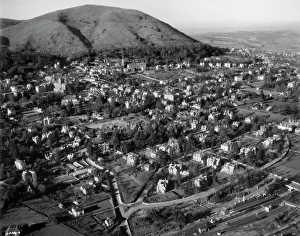 <b class=qtipBold><figcaption>Great Malvern HAW_9424_12</figcaption></b><br>GREAT MALVERN, Malvern, Worcestershire. Aerial view taken by Harold Wingham, 26th November 1951.<br><em>© Historic England Archive</em> Great Malvern HAW_9424_12