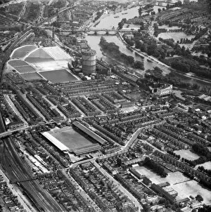 Recreation Collection: Griffin Park, Brentford EAW068140