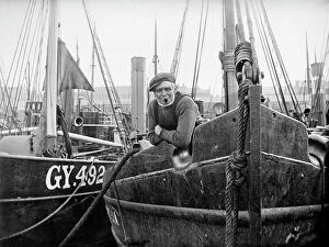 Fishing industry Collection: Grimsby Crewmaster a97_05729
