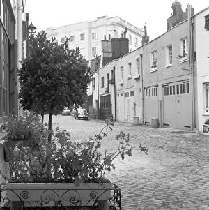 Cobble Collection: Groom Place, London a064798