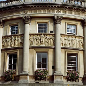 <b class=qtipBold><figcaption>Guildhall, Bath K991508</figcaption></b><br>GUILDHALL, Bath. Exterior of the Guildhall showing frieze.<br><em>© Jon Wyand</em> Guildhall, Bath K991508