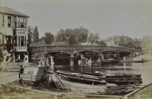 Bridges Collection: Hampton Court Bridge, Molesey LSC03_01_086