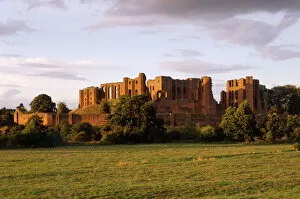 Fortification Collection: Kenilworth Castle K981291