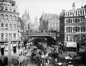 Victorian people and costumes Collection: Ludgate Circus, London CC97_01518