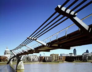 Millennium Bridge J060060