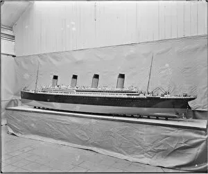 RMS Olympic Collection: Model of RMS Olympic BL26950_003