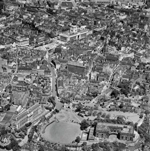 <b class=qtipBold><figcaption>Nottingham EAW050484</figcaption></b><br>The city centre between the Castle and the Council House, Nottingham. Photographed by Aerofilms Ltd in July 1953.<br><em>© Historic England Archive</em> Nottingham EAW050484