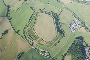 <b class=qtipBold><figcaption>Old Oswestry 28473_036</figcaption></b><br>Old Oswestry, Shropshire. Dramatic Iron Age hillfort photographed in August 2013.<br><em>© Historic England Archive</em> Old Oswestry 28473_036