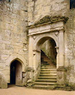 <b class=qtipBold><figcaption>Old Wardour Castle J910248</figcaption></b><br>OLD WARDOUR CASTLE, Wiltshire. Grand stairway to the hall.<br><em>© Historic England</em> Old Wardour Castle J910248