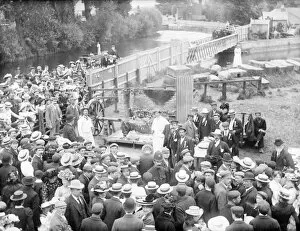 Oxford Collection: Ox roast, Osney Bridge, Oxford 1902 CC72_02169