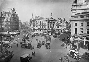 City of Westminster Collection: Piccadilly Circus WES01_01_09