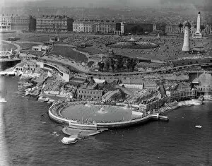 Aerial Views Collection: Plymouth Hoe EPR003252