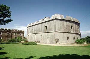 <b class=qtipBold><figcaption>Portland Castle K981929</figcaption></b><br>PORTLAND CASTLE, Dorset. View of the captain's house and castle seen from the gardens.<br><em>© Historic England</em> Portland Castle K981929
