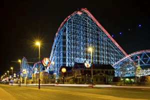 Entertainment Gallery: Roller Coaster, Blackpool Pleasure Beach N100540