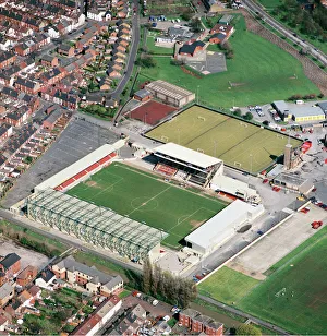 <b class=qtipBold><figcaption>Sincil Bank, Lincoln EAW684974</figcaption></b><br>SINCIL BANK, Lincoln. Home of Lincoln City Football Club - The Imps. Photographed in April 2000. Aerofilms Collection (see Links).<br><em>© Historic England</em> Sincil Bank, Lincoln EAW684974