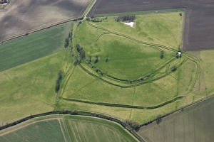 <b class=qtipBold><figcaption>Stonea Camp 27422_005</figcaption></b><br>Stonea Camp, Cambridgeshire. Lying in the Fens near March, this is the lowest Iron Age hillfort in Britain. The earthwork remains of banks and ditches enclose a dry space rising out of what would have been flooded marshes.<br><em>© Historic England Archive</em> Stonea Camp 27422_005