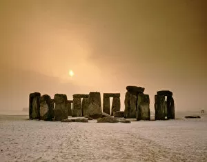 Pre Historic Collection: Stonehenge J850008