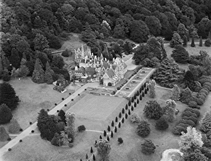 <b class=qtipBold><figcaption>Tyntesfield House EAR007765</figcaption></b><br>Tyntesfield House, Wraxall, North Somerset. Now a National Trust property. Aerial view by Aeropictorial. Aerofilms Collection. June 1947.<br><em>© Historic England</em> Tyntesfield House EAR007765
