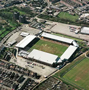 <b class=qtipBold><figcaption>Vale Park, Burslem EAW688620</figcaption></b><br>VALE PARK, Burslem. Home of Port Vale Football Club - The Valiants. Photographed in May 2001. Aerofilms Collection (see Links).<br><em>© Historic England</em> Vale Park, Burslem EAW688620