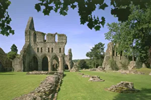 <b class=qtipBold><figcaption>Wenlock Priory K980723</figcaption></b><br>WENLOCK PRIORY, Shropshire. View looking down the nave towards the West end of the church.<br><em>© Historic England</em> Wenlock Priory K980723