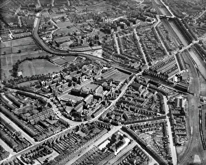 <b class=qtipBold><figcaption>Winson Green EPW053095</figcaption></b><br>HM Prison, the City Mental Hospital and environs, Winson Green, Birmingham. Aerial photograph taken by Aerofilms in May 1937.<br><em>© Historic England Archive</em> Winson Green EPW053095