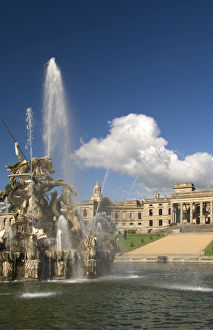 <b class=qtipBold><figcaption>Witley Court fountain N071797</figcaption></b><br>WITLEY COURT AND GARDENS, Worcestershire. View of the Perseus and Andromeda fountain in full flow showing the house beyond.<br><em>© Historic England</em> Witley Court fountain N071797