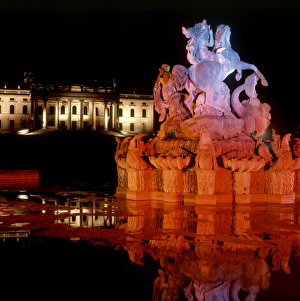 <b class=qtipBold><figcaption>Witley Court K971385</figcaption></b><br>WITLEY COURT AND GARDENS, Worcestershire. View of the floodlit Perseus and Andromeda fountain with the house behind. 1997.<br><em>© Paul Highnam</em> Witley Court K971385