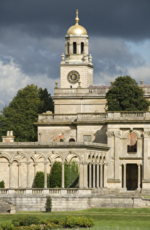 <b class=qtipBold><figcaption>Witley Court N071299</figcaption></b><br>WITLEY COURT AND GARDENS, Worcestershire. Detail of the Conservatory with the church tower of St Michael and All Angels.<br><em>© Historic England</em> Witley Court N071299
