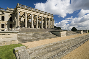 <b class=qtipBold><figcaption>Witley Court N071302</figcaption></b><br>WITLEY COURT AND GARDENS, Worcestershire. The South Portico steps.<br><em>© Historic England</em> Witley Court N071302