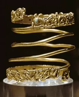 Hermitage Collection: Bracelet. 2nd c. BC. Gold and turquoises. From the