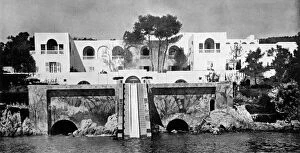 Balcony Collection: Chateau de L Horizon - Riviera villa of Maxine Elliott