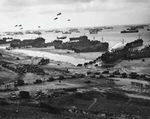 Beach Gallery: D-Day - Supplies pour ashore