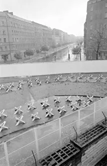 Berlin Wall Gallery: Depressing view of the Berlin Wall, Berlin, Germany