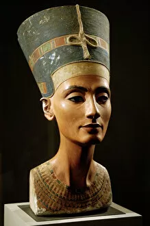 Egypt Gallery: Egyptian art. Nefertiti bust. Limestone and stucco. Neues Mu