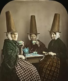 Rural Collection: Group of three Welsh women in traditional costume
