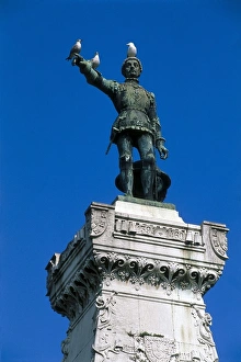 Sculptures Gallery: HENRY the Navigator (1394-1460). Portuguese prince