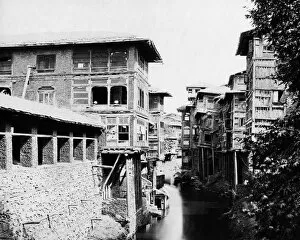 Indian Architecture Gallery: Merchants houses, Marqual Canal, Srinagar, India