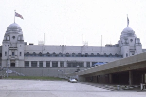 Twin Gallery: OLD WEMBLEY STADIUM