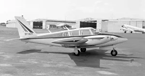 Twin Gallery: Piper PA-30 Twin Comanche B 5Y-ACV