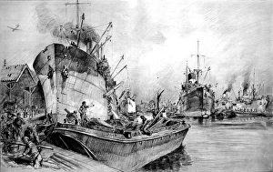 Government Gallery: Royal Engineers unloading ships at Surrey Docks, London, 194
