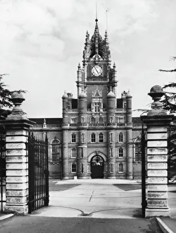 Built Gallery: Royal Holloway College