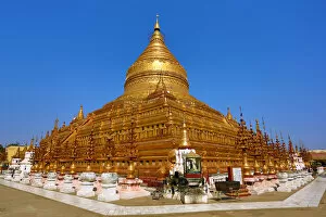 Pagoda Gallery: Shwezigon Paya Pagoda in Nuang U, Bagan, Myanmar