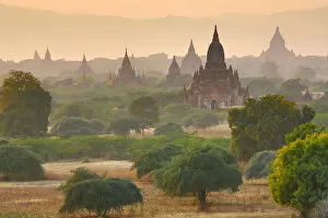 Pagoda Gallery: Temples and pagodas at sunset, Plain of Bagan, Myanmar