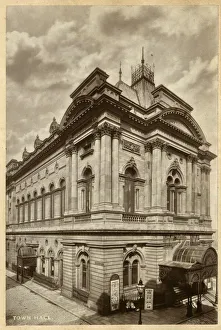 Columns Gallery: Town Hall, Huddersfield, Yorkshire