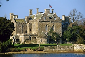 Beaulieu Abbey, given by King Henry VIII to the Montagu family during the 16th century dissolution of the monasteries Beaulieu Abbey, given by King Henry VIII to the Montagu family during the 16th century dissolution of the monasteries