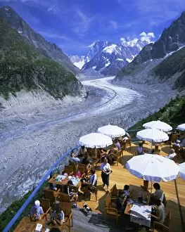 Leisure Time Collection: Cafe overlooking Glace de Mer glacier, Chamonix, French Alps, Rhone Alpes, France, Europe