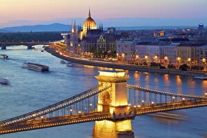 Government Gallery: Chain Bridge, River Danube and Hungarian Parliament at dusk, UNESCO World Heritage Site, Budapest